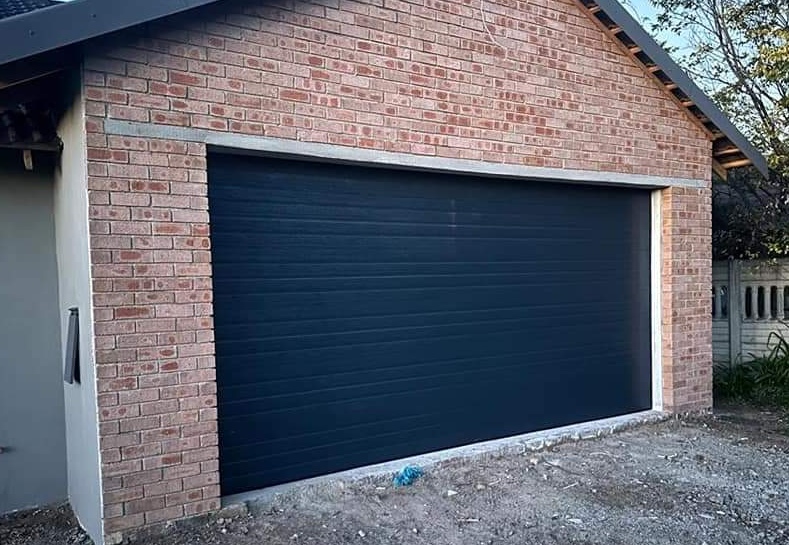 Double Aluzinc Charcoal Slat
